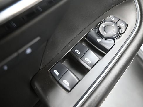 Used 2021 Buick Envision Essence w/ Sport Touring Package AWD/4WD image 14