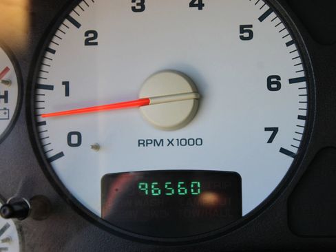 Used 2004 Dodge Ram 1500 Truck ST RWD image 19