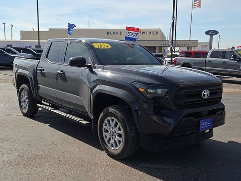 Used 2024 Toyota Tacoma SR image 7