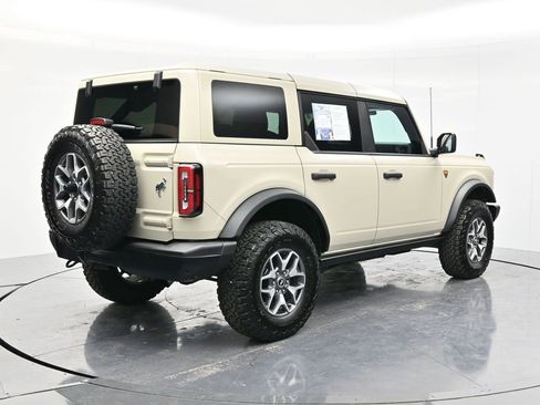 Used 2025 Ford Bronco Badlands AWD/4WD image 5