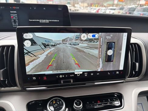 New 2026 Ford Expedition Active image 22