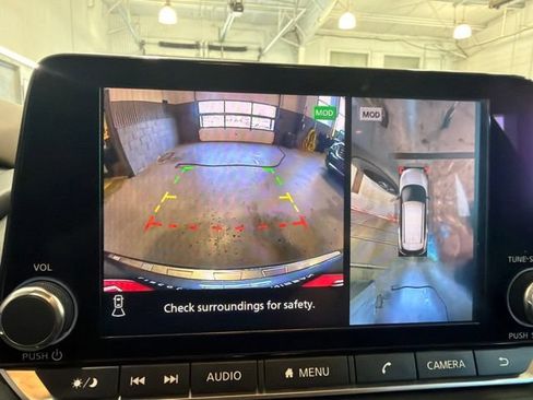 Used 2021 Nissan Rogue SL AWD/4WD image 25