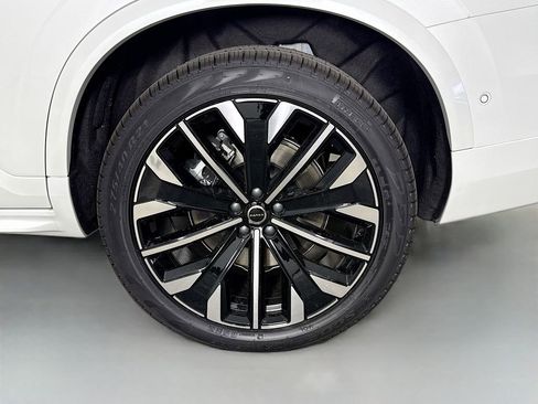New 2026 Volvo XC90 T8 Ultra w/ Protection Package AWD/4WD image 34