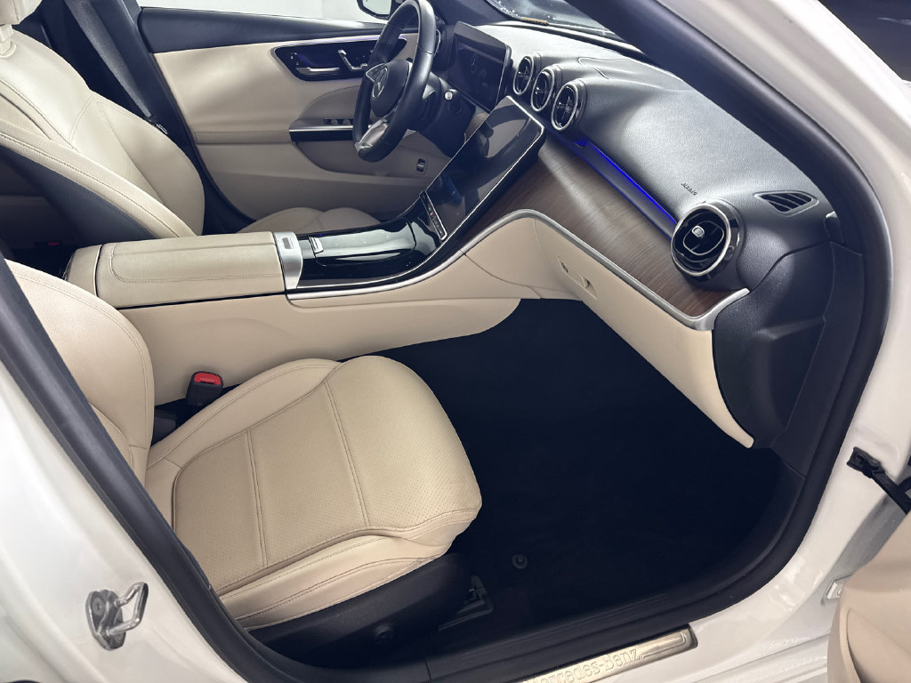Used 2023 Mercedes-Benz C 300 Sedan image 14
