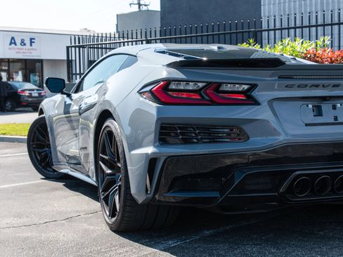 Used 2024 Chevrolet Corvette Z06 w/ Battery Protection Package image 7