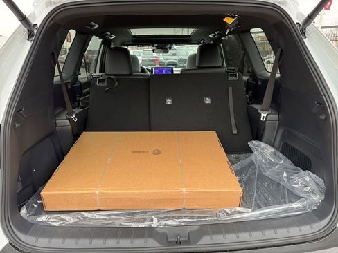 New 2026 Toyota Grand Highlander AWD Hybrid image 34