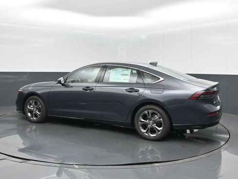 New 2025 Honda Accord EX-L image 4