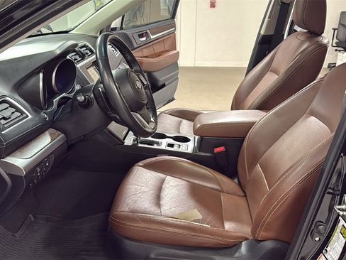 Used 2019 Subaru Outback 3.6R Touring w/ Popular Package #3A image 12