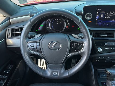 Used 2022 Lexus ES 300h F Sport w/ Accessory Package image 16