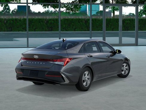 New 2026 Hyundai Elantra SE w/ Cargo Package FWD image 4