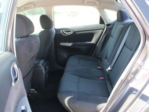 Used 2013 Nissan Sentra SR FWD image 14