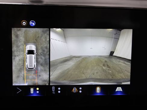 New 2026 Chevrolet Equinox LT w/ Convenience Package II AWD/4WD image 51