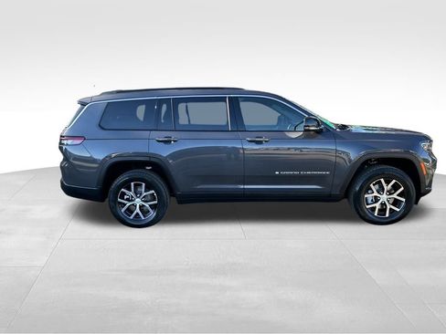New 2025 Jeep Grand Cherokee L Limited w/ Luxury Tech Group II image 8