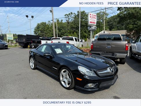 Used 2011 Mercedes-Benz SL 550 image 4