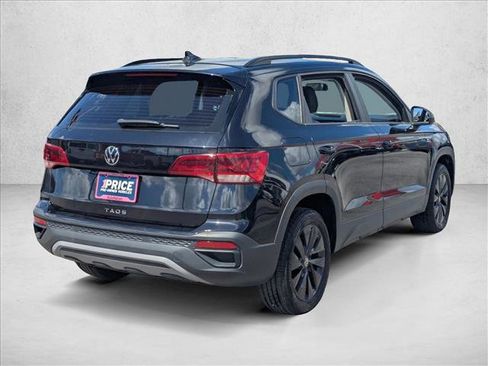 Used 2022 Volkswagen Taos S image 5