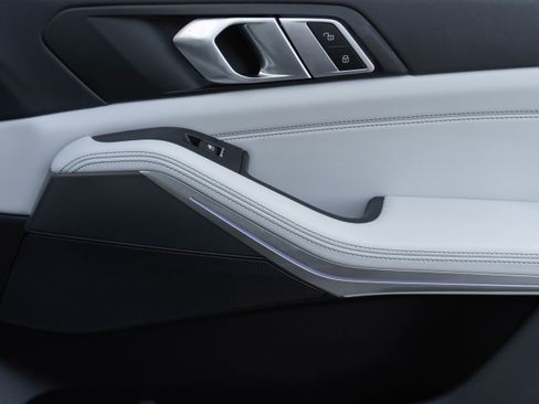 Certified 2023 BMW X5 sDrive40i image 29