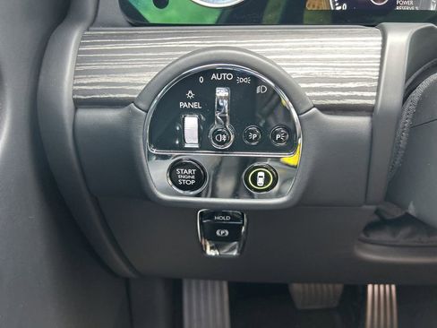 Used 2023 Rolls-Royce Ghost AWD/4WD image 32