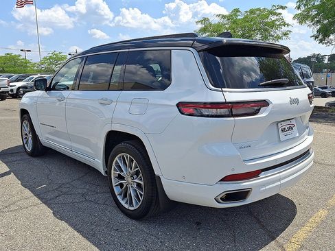 Used 2024 Jeep Grand Cherokee L Summit AWD/4WD image 28