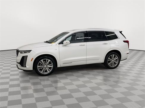 Certified 2023 Cadillac XT6 Premium Luxury w/ LPO, Floor Liner Package image 5