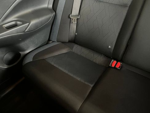 Used 2025 Nissan Versa SV image 39