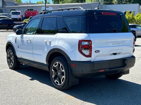 Certified 2023 Ford Bronco Sport Outer Banks w/ Tech Package AWD/4WD image 4