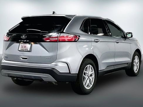 Used 2024 Ford Edge SEL image 7