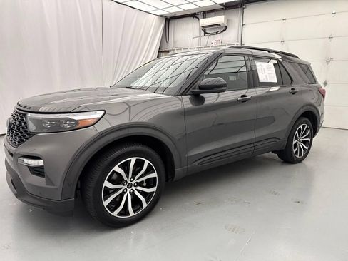 Used 2020 Ford Explorer ST AWD/4WD image 3