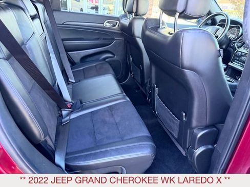 Certified 2022 Jeep Grand Cherokee Laredo X image 11