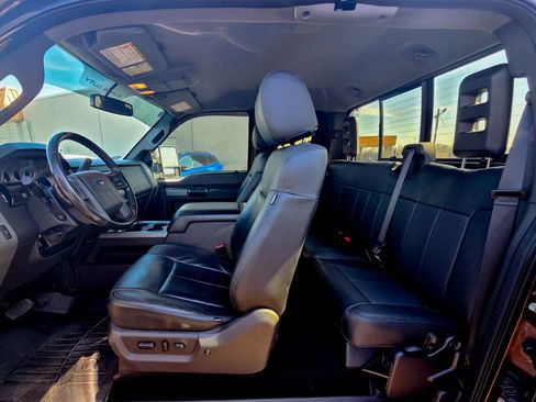 Used 2012 Ford F250 Lariat w/ Chrome Pkg image 28