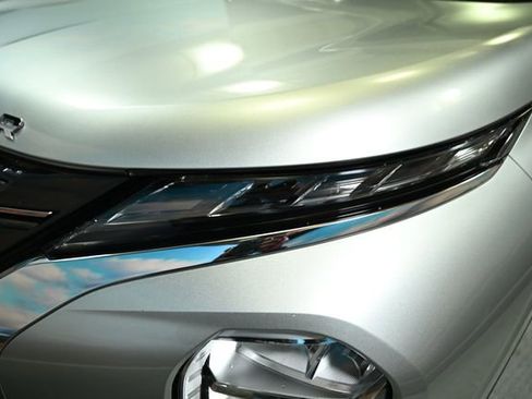 Used 2022 Mitsubishi Outlander SEL image 13