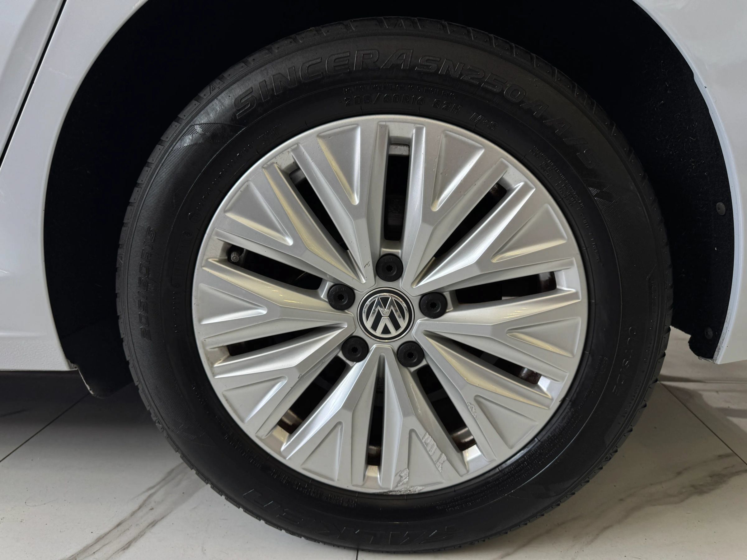 Used 2019 Volkswagen Jetta S w/ Driver Assistance Package FWD image 9