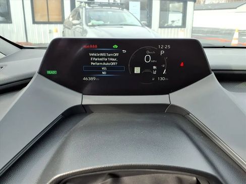 Used 2024 Toyota Prius LE image 30