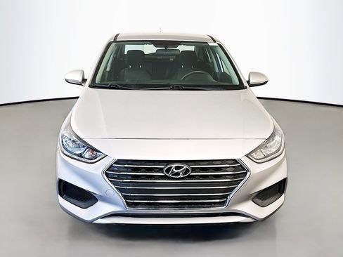 Used 2020 Hyundai Accent SE image 2