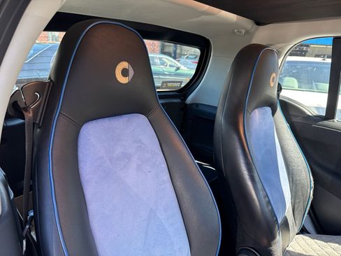 Used 2008 smart fortwo pure image 9