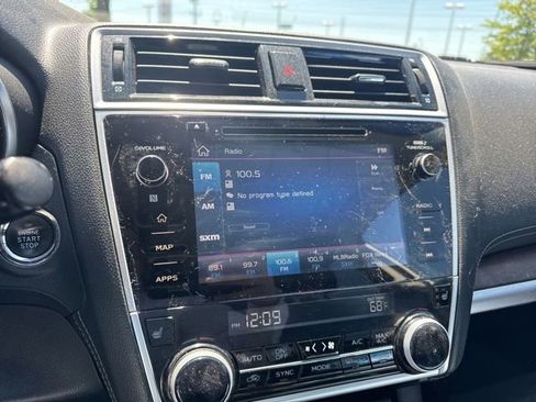 Used 2019 Subaru Outback 2.5i Limited AWD/4WD image 19