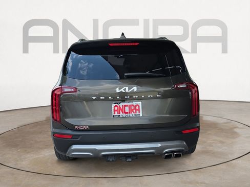 Certified 2022 Kia Telluride SX w/ Towing Package image 7