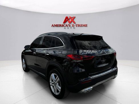 Used 2021 Mercedes-Benz GLA 250 4MATIC w/ Premium Package image 3