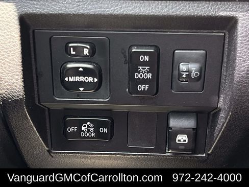 Used 2015 Toyota Tundra Limited AWD/4WD image 20
