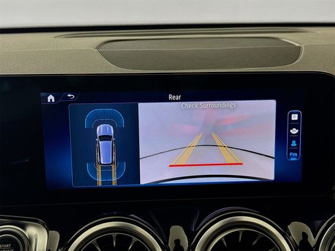 Certified 2025 Mercedes-Benz GLB 250 image 14