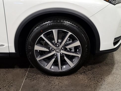 Used 2026 Acura MDX SH-AWD w/ Technology Package image 17