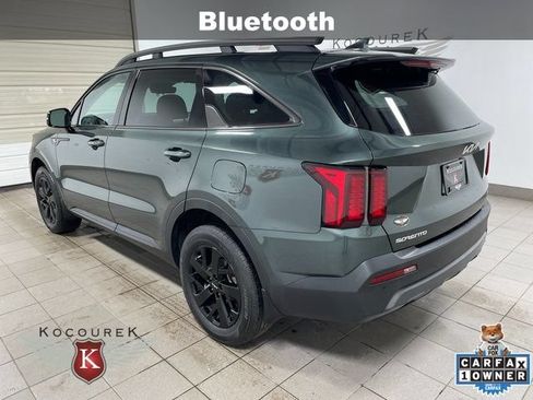 Used 2023 Kia Sorento S w/ Panoramic Sunroof Package AWD/4WD image 4