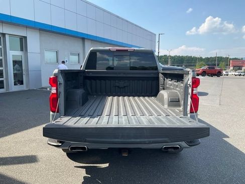 Used 2024 Chevrolet Silverado 1500 RST w/ Convenience Package II AWD/4WD image 18