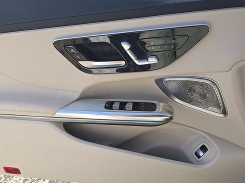 Used 2024 Mercedes-Benz CLE 300 4MATIC Cabriolet image 23