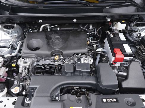 Used 2024 Toyota RAV4 XLE AWD/4WD image 30