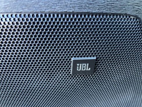 Used 2015 Toyota Sienna Limited image 27