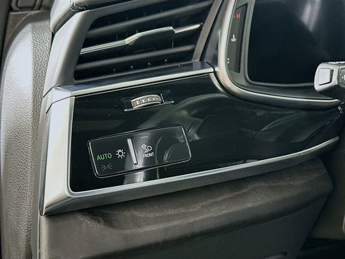 Used 2024 Audi Q7 3.0T Prestige w/ Prestige Package image 10