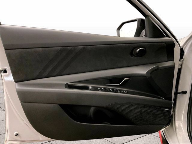 Used 2025 Hyundai Elantra N FWD image 22