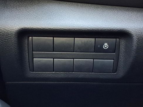 Used 2023 Nissan Kicks SR w/ SR Premium Package image 22