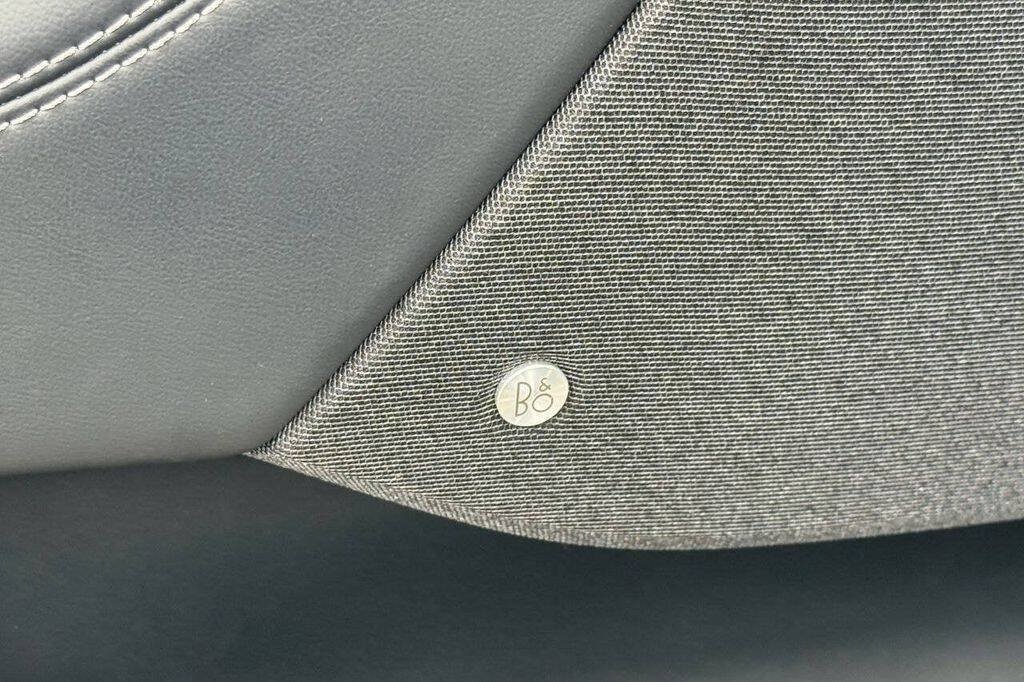 Used 2025 Ford Mustang Mach-E Premium AWD/4WD image 26