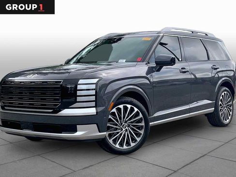 Used 2026 Hyundai Palisade Calligraphy FWD image 1